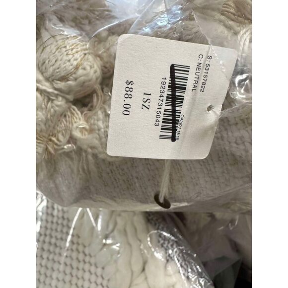 New Anthropologie Tasseled Tero Pillow One Size - Picture 6 of 7